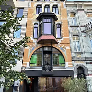 Apartment Casa Clementina - 3 Bedroom In A Art-nouveau House, Ghent